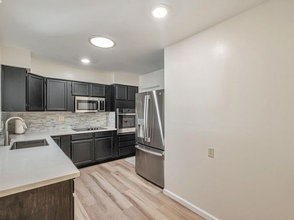 570 Erica Pl, Hayward CA 94544