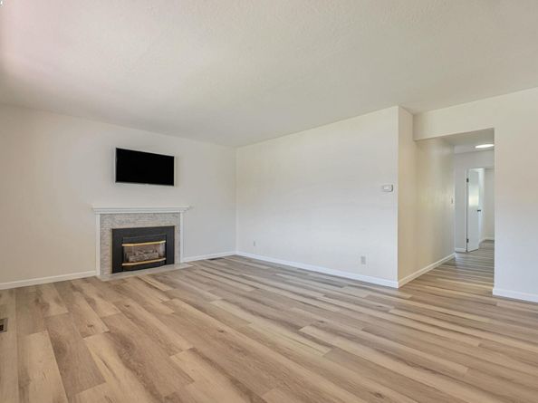 570 Erica Pl, Hayward CA 94544