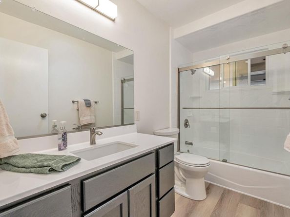 570 Erica Pl, Hayward CA 94544