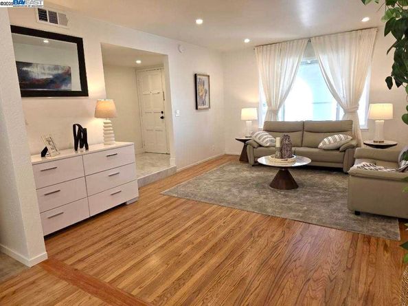 2270 Kenry Way, South San Francisco CA 94080