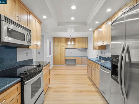 139 Fountainhead Ct, Martinez CA 94553