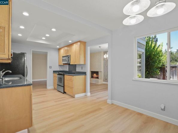 139 Fountainhead Ct, Martinez CA 94553