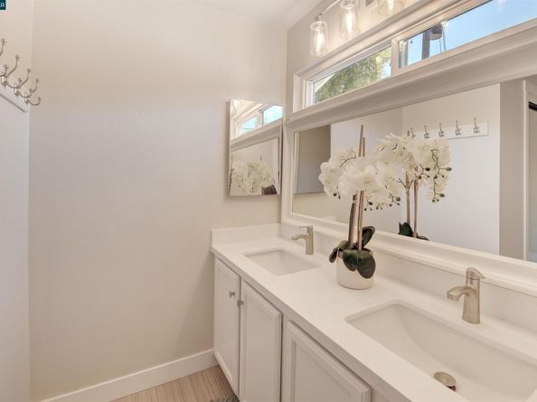 235 Appalachian Dr, Martinez CA 94553
