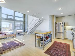 311 Oak St 523, Oakland CA 94607