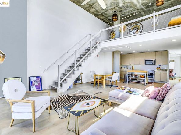 311 Oak St 523, Oakland CA 94607