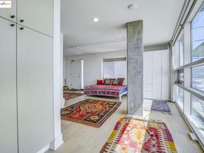 311 Oak St 523, Oakland CA 94607