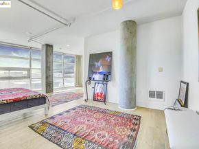 311 Oak St 523, Oakland CA 94607