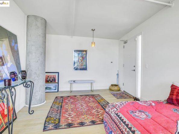 311 Oak St 523, Oakland CA 94607