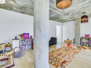 311 Oak St 523, Oakland CA 94607
