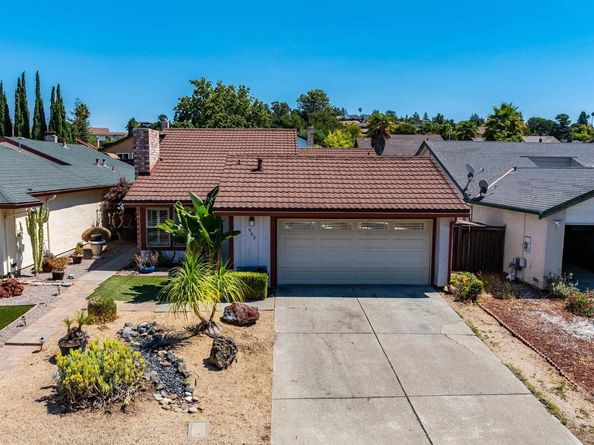 943 Coral Ridge Cir, Rodeo CA 94572