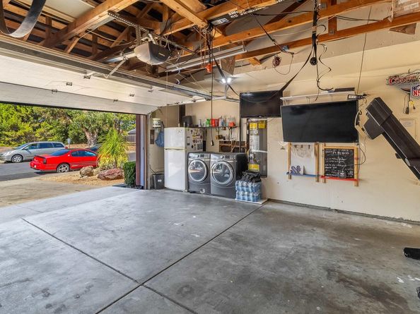 943 Coral Ridge Cir, Rodeo CA 94572