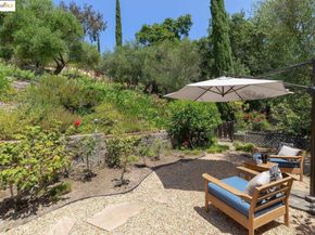 151 La Espiral, Orinda CA 94563