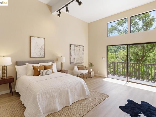 151 La Espiral, Orinda CA 94563