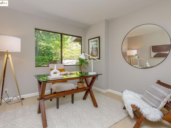 151 La Espiral, Orinda CA 94563