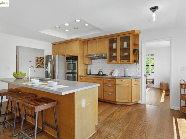 151 La Espiral, Orinda CA 94563