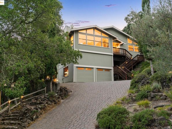 151 La Espiral, Orinda CA 94563