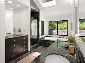 151 La Espiral, Orinda CA 94563