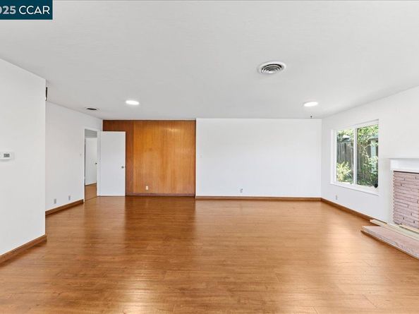 1566 Mann Dr, Pinole CA 94564