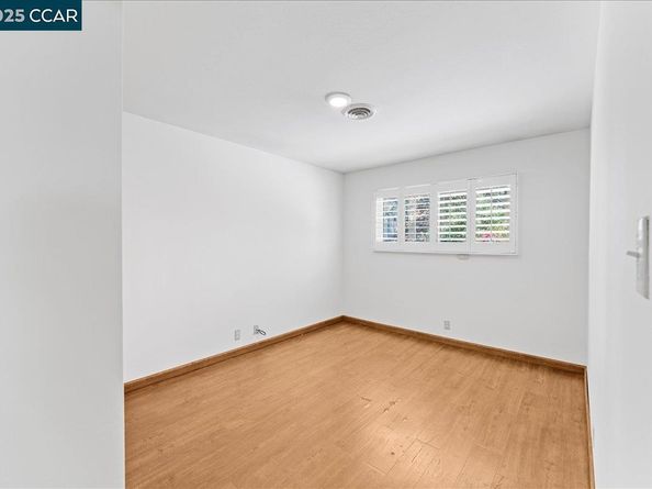 1566 Mann Dr, Pinole CA 94564