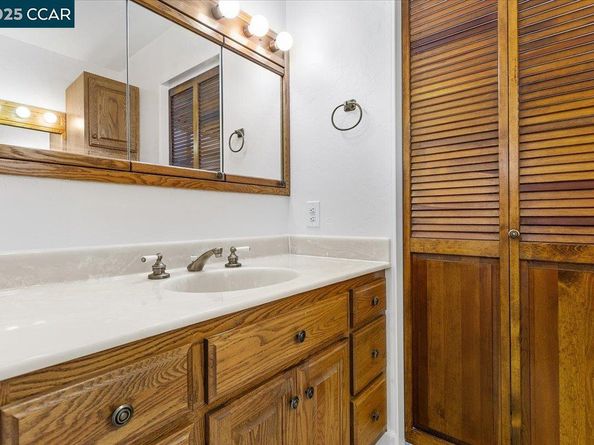 16080 Via Del Sol, San Lorenzo CA 94580