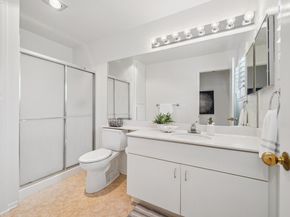 937 Independence Dr, Alameda CA 94501
