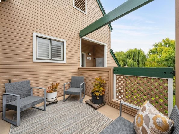 937 Independence Dr, Alameda CA 94501