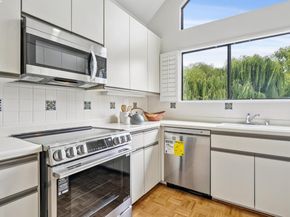 937 Independence Dr, Alameda CA 94501