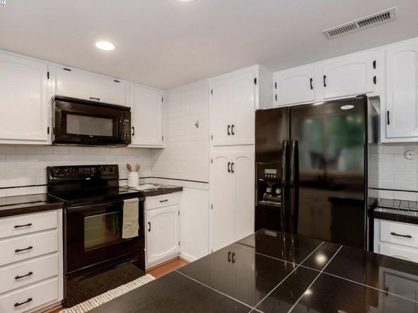 4428 Del Valle Pkwy, Pleasanton CA 94566