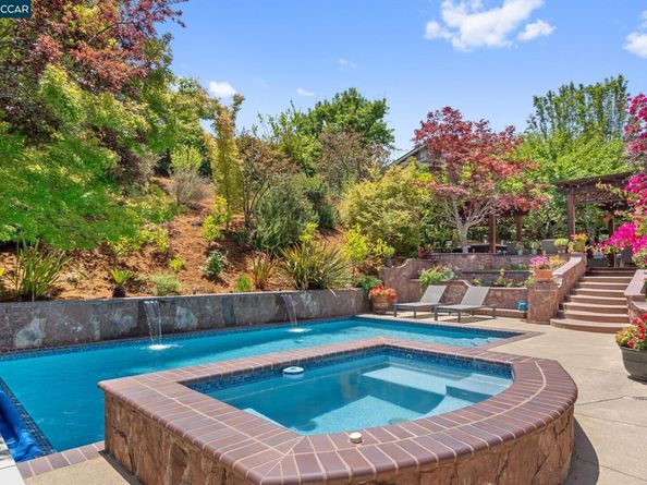 3 Shadewell Ct, Danville CA 94506