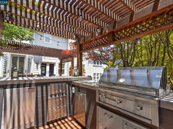 3 Shadewell Ct, Danville CA 94506