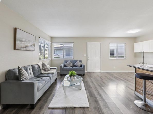 34717 Alvarado Niles Rd 3, Union City CA 94587