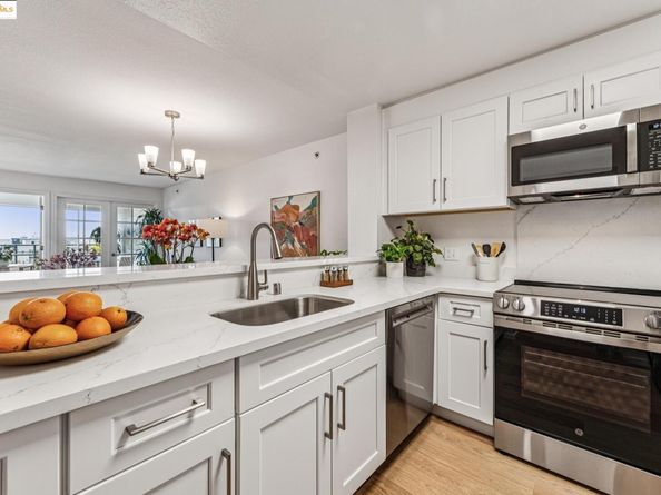 1300 Quarry Ct 115, Richmond CA 94801