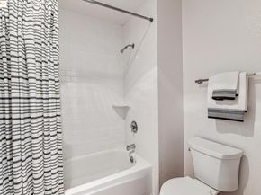 1300 Quarry Ct 115, Richmond CA 94801