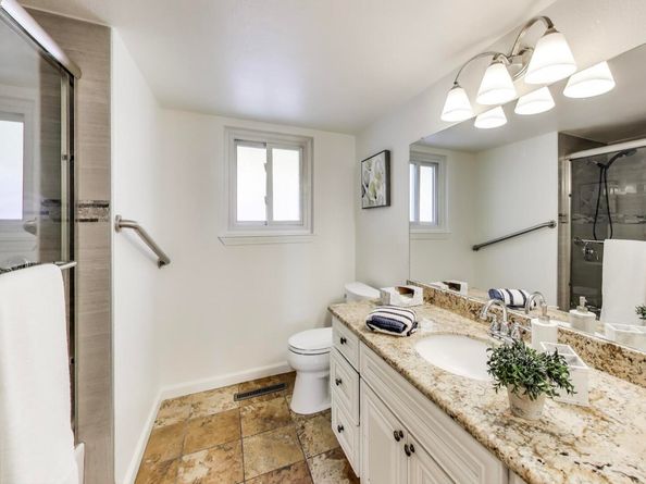 16660 Winding Blvd, San Leandro CA 94578