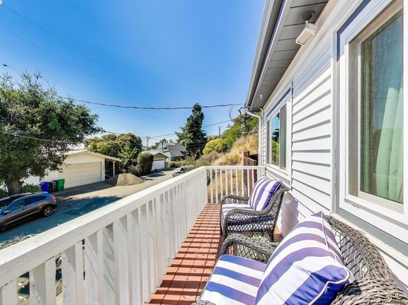 16660 Winding Blvd, San Leandro CA 94578