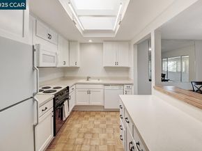 1427 Rockledge 5, Walnut Creek CA 94595