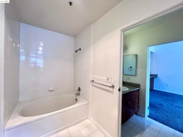 5855 Horton St 715, Emeryville CA 94608