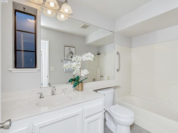 2030 Canyon Woods Drive F, San Ramon CA 94583