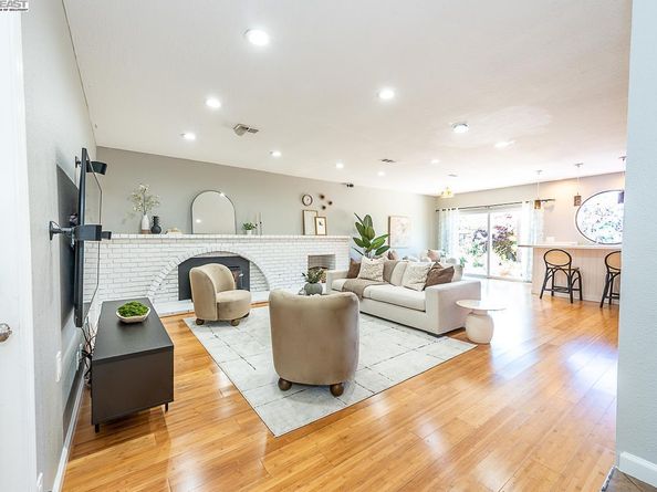 4732 Loretta Way, Union City CA 94587