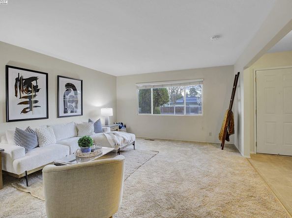 4022 Wilson Ln, Concord CA 94521