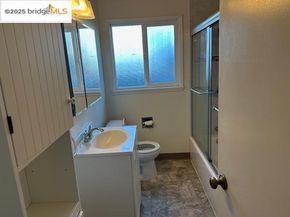 3550 Rhoda Ave, Oakland CA 94602