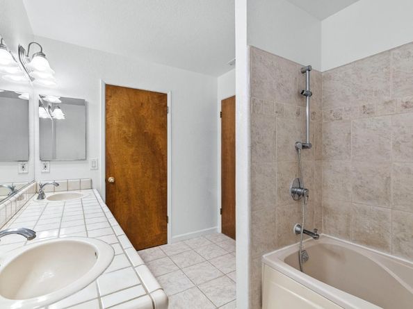 17 Carriage Lane, Scotts Valley CA 95066