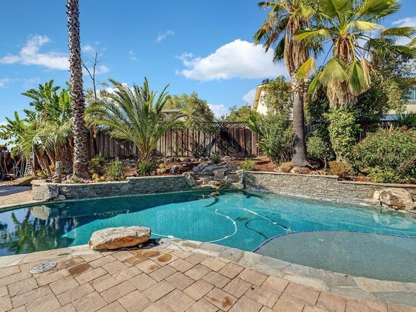 464 Archglen Way, San Jose CA 95111