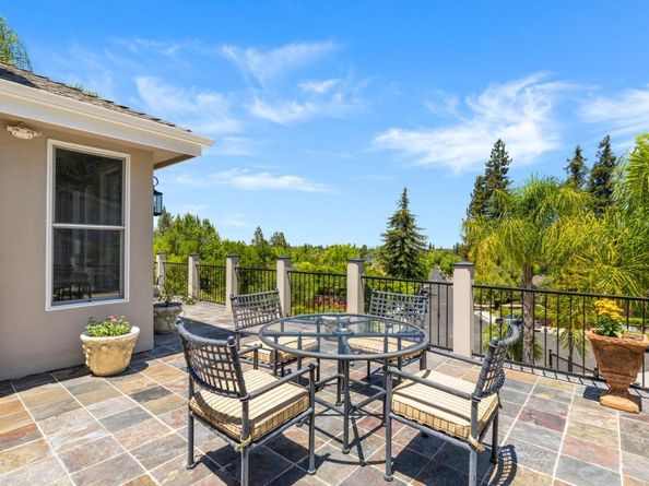 129 Dover Street, Los Gatos CA 95032