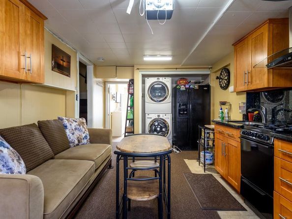 204 Garden Lane, Daly City CA 94015