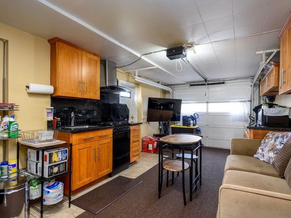 204 Garden Lane, Daly City CA 94015