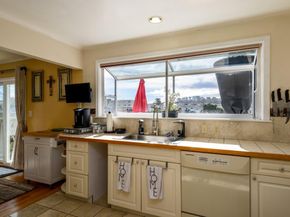 204 Garden Lane, Daly City CA 94015