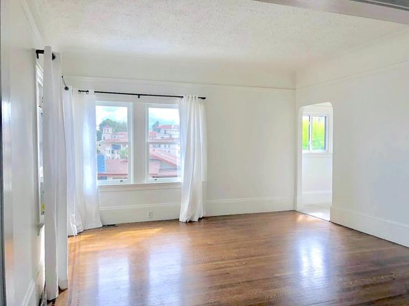 336 Elwood Avenue, Oakland CA 94610