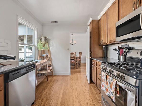 610 Kenwood Drive, Menlo Park CA 94025