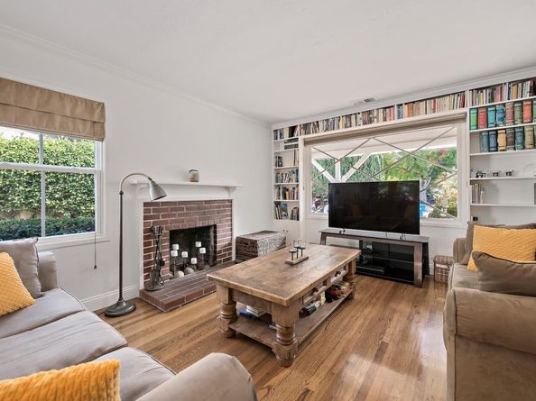 610 Kenwood Drive, Menlo Park CA 94025